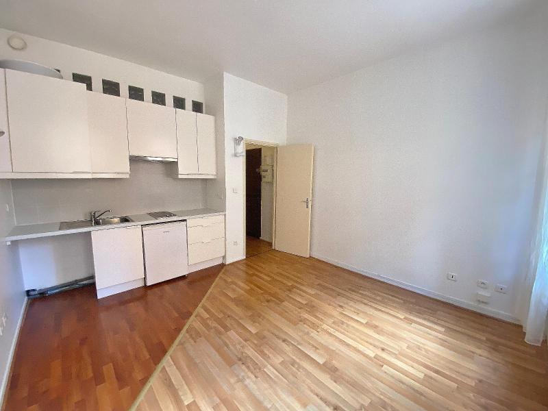 Appartement récent / 1 pièce 20m2
