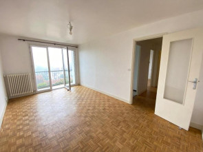 Appartement rénové / 2 pièces 43m2